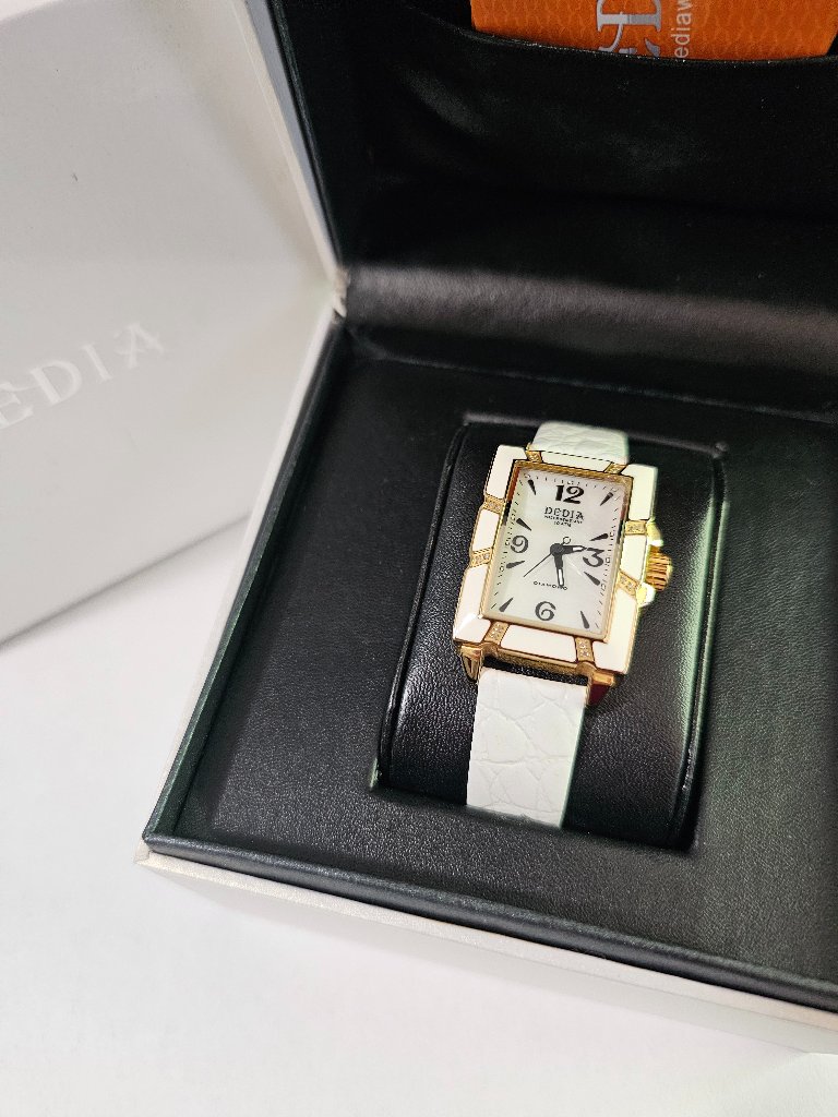 Diamond Watch With White Leather Strap  Box